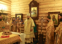 Божественная литургия в Сергиевском храме в Центре Духовно-нравственного воспитания
