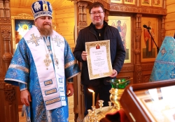 Освящение храма в честь &quot;Казанской&quot; иконы Божией Матери в Новом Порту. Первая Божественная литургия