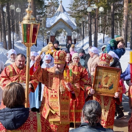 Архиерейское богослужение в день Антипасхи