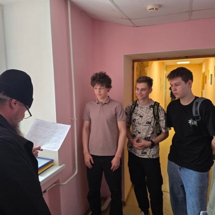Встреча Владыки с выпускниками Филофеевской гимназии