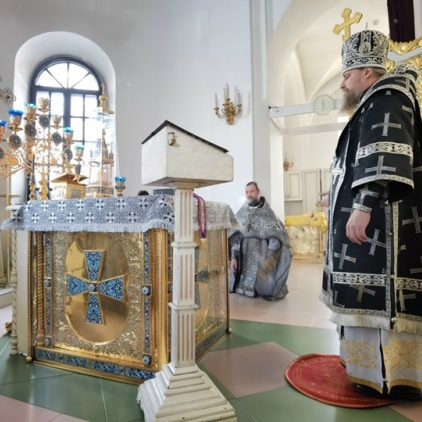 Архиепископ Николай совершил первую в году литургию Преждеосвященных Даров