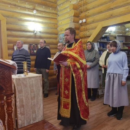 Благодатный огонь принесён в отдалённый посёлок