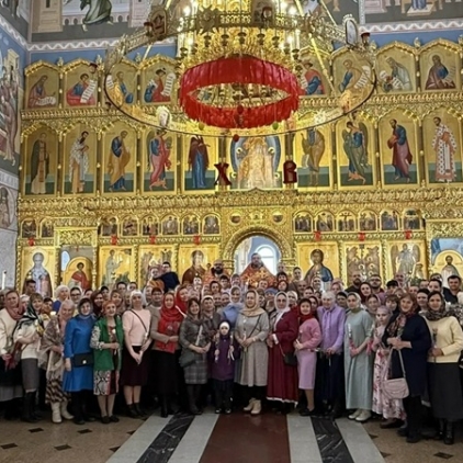 Празднование дня Жен-мироносиц в Богоявленском соборе