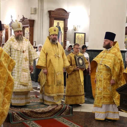 Архиерейское служение в Архангельском храме г. Ноябрьска