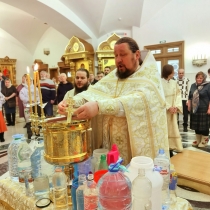 Крещение Господне в Салехарде. Литургия в Кафедральном соборе