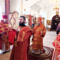 Архиепископ Николай совершил богослужение на архиерейском подворье г. Новый Уренгой
