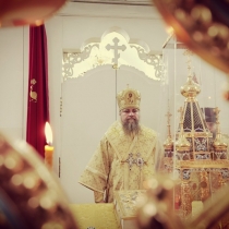 Архиерейское служение в день памяти апостола Андрея. Литургия в Петропавловском храме