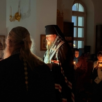 Архиерейское служение в с. Аксарка в четверг 1 седмицы Великого поста