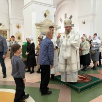 Архиерейское служение в Петропавловском храме в субботу