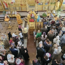 Воскресное богослужение в Новом Уренгое