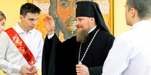 Управляющий Салехардской епархией архиепископ Николай напутствовал выпускников