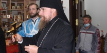 Архиепископ Николай возглавил богослужение в храме свт. Николая Чудотворца