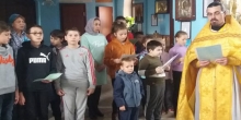 Необычные уроки в воскресной школе при Благовещенском храме района Коротчаево