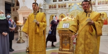 Архиерейское богослужение в Петропавловском храме