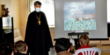 Протоиерей Игорь Постников рассказал о христианском браке в центре "Садко"