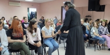 В Детской школе искусств района Коротчаево прошла встреча с батюшкой