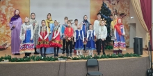 Воспитанники воскресной школы Богоявленского собора поздравили с Рождеством центр "Садко"