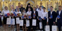 Владыка Николай благословил выпускников Филофеевской гимназии