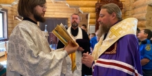 Архиепископ Николай открыл слет в Ноябрьске
