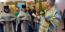 Епископ Феодосий совершил литургию в Богоявленском соборе