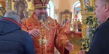 Архипастыри епархии совершили богослужение в Никольском храме Тарко-Сале