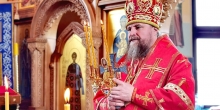 Архиерейское служение в Александро-Невском храме в День Победы