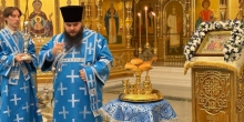 Архиерейское служение в канун Введения во храм Пресвятой Богородицы