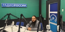 Священнослужитель на радио "67-я Параллель"